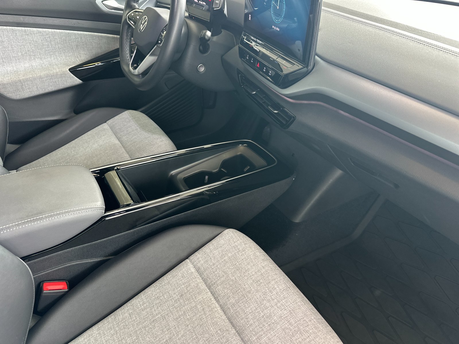 Used 2023 Volkswagen ID.4 Pro RWD image 16