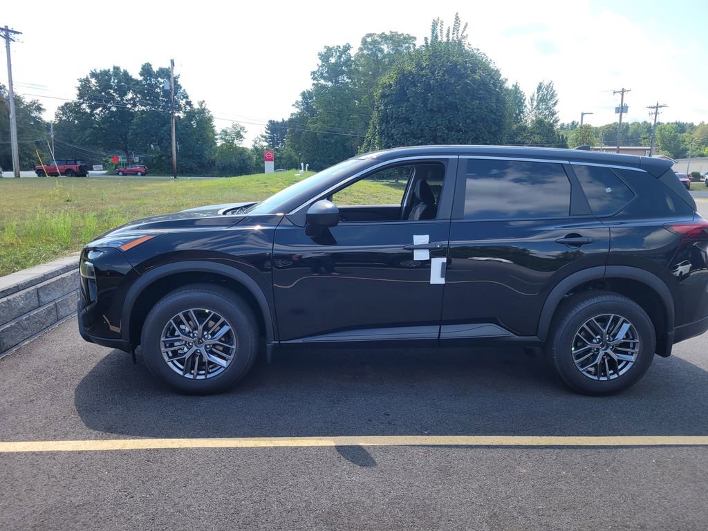 New 2026 Nissan Rogue S image 8