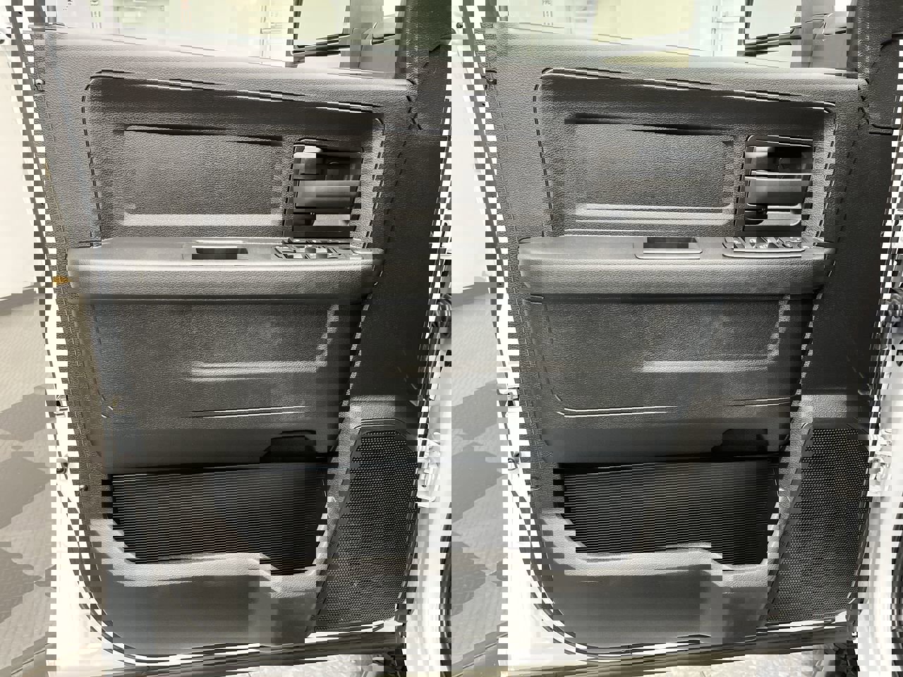 Used 2024 RAM 3500 Tradesman w/ Safety Group image 7