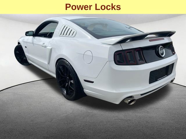 Used 2014 Ford Mustang GT Premium w/ GT Track Package RWD image 9