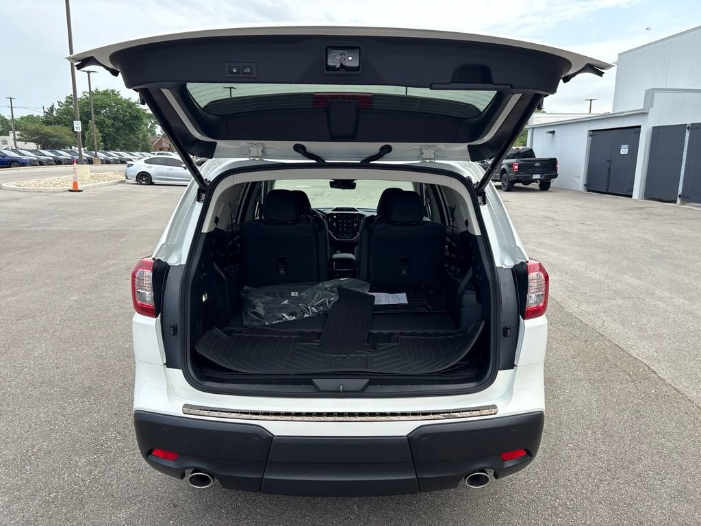 New 2026 Subaru Ascent Bronze Edition w/ Onyx Package AWD/4WD image 8