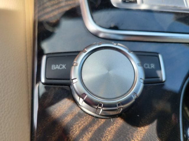 Used 2016 Mercedes-Benz SLK 300 image 29