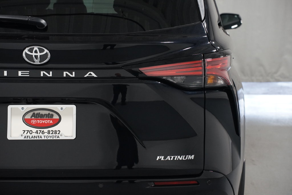 New 2026 Toyota Sienna Platinum AWD/4WD image 10