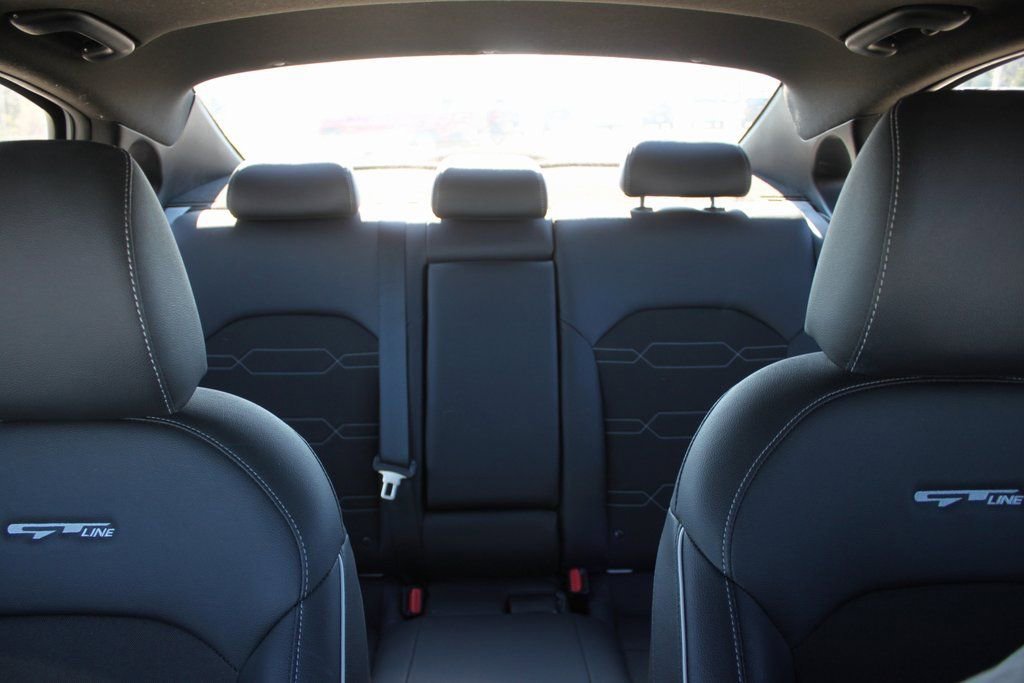 Used 2024 Kia Forte GT-Line w/ GT-Line Premium Package image 17