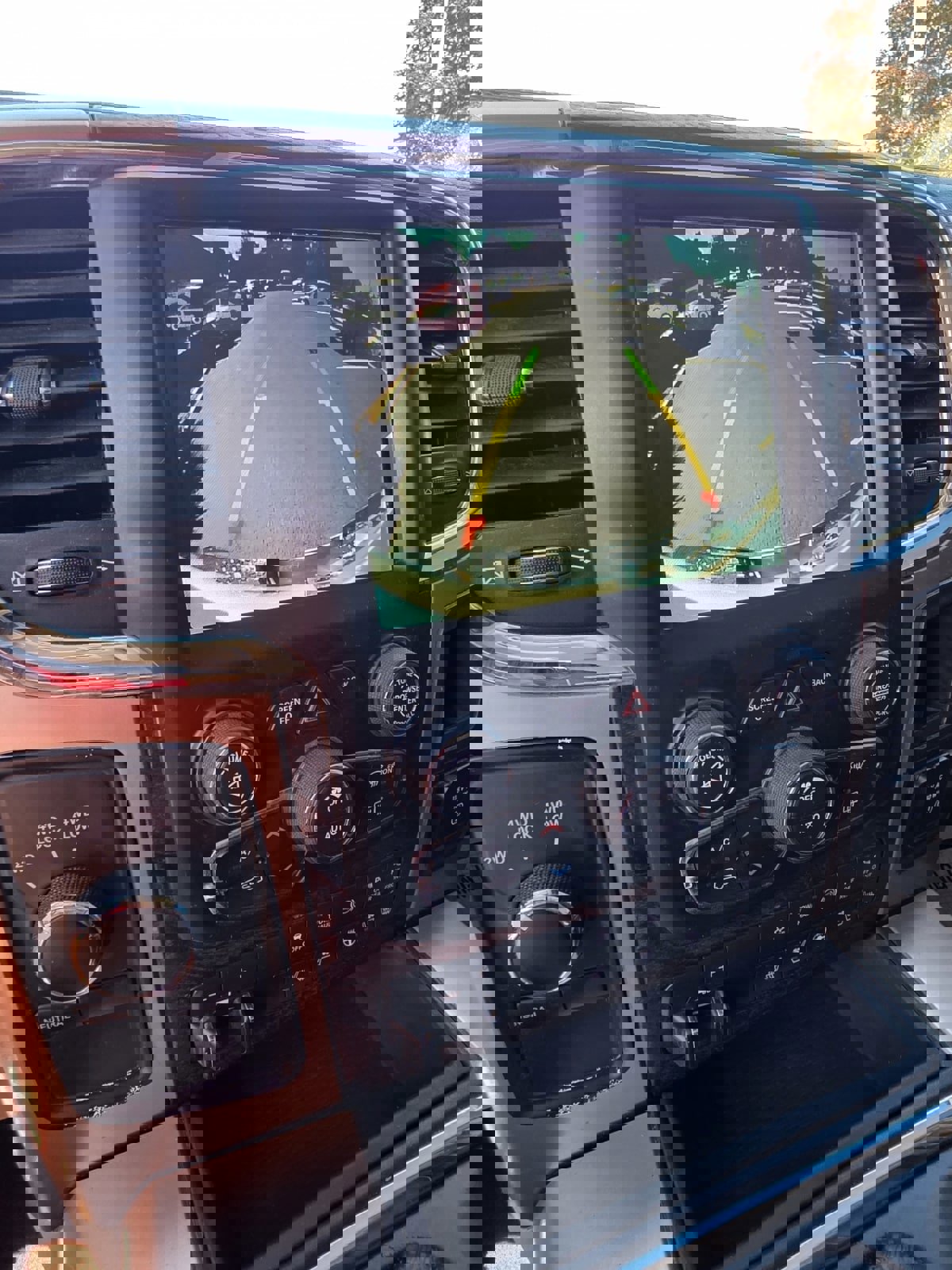 Used 2017 RAM 3500 Laramie Longhorn image 12