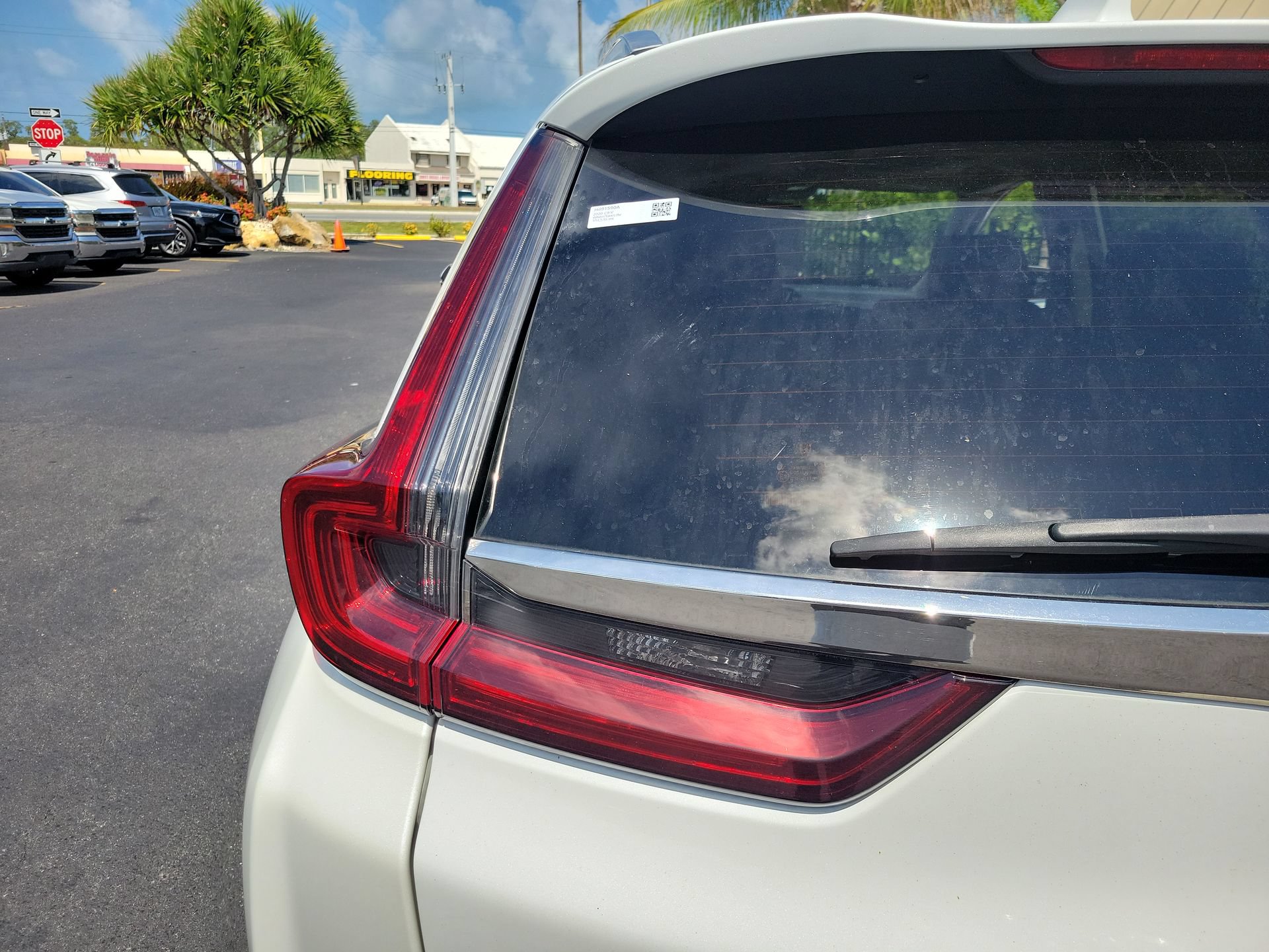 Used 2020 Honda CR-V Touring image 10