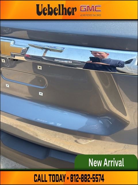 Used 2021 Chevrolet Traverse LT image 13