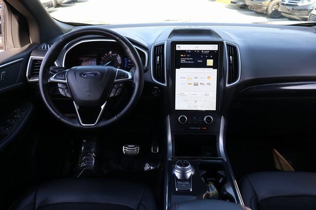 Used 2021 Ford Edge ST-Line image 14