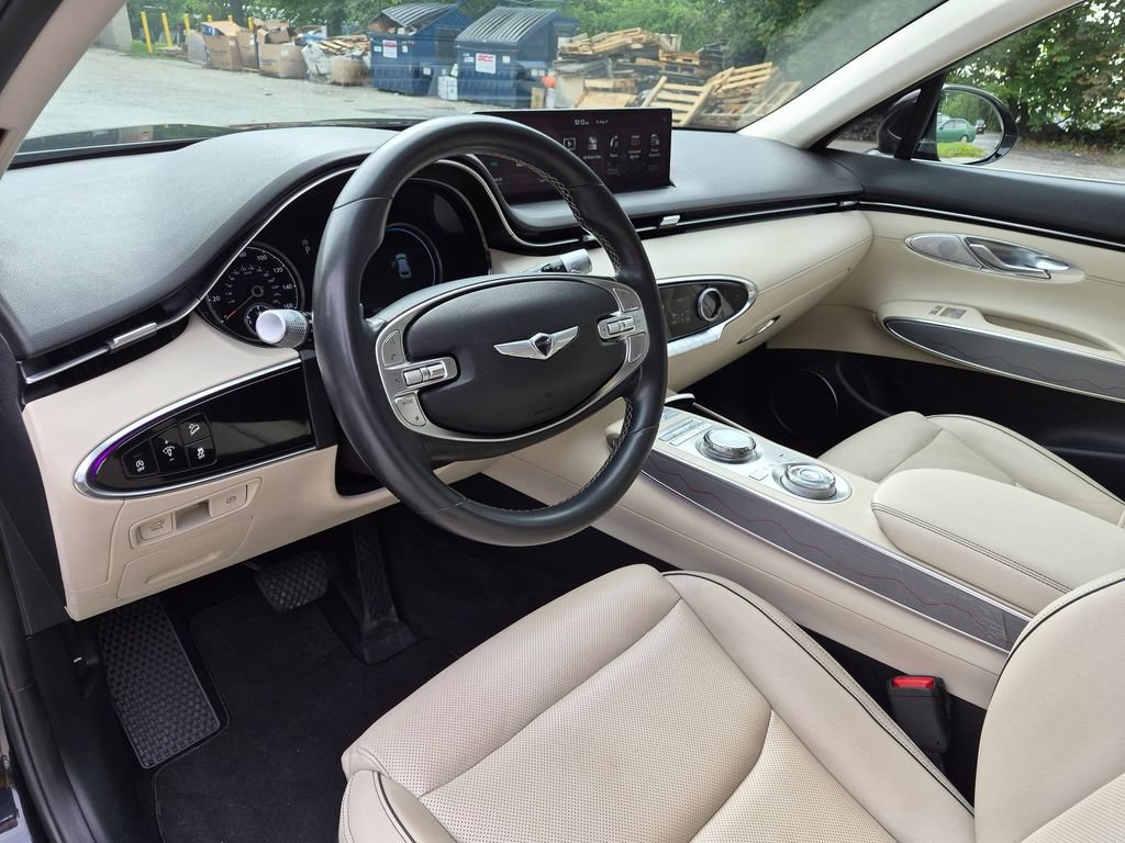 Used 2024 Genesis GV70 2.5T w/ Advanced Package AWD/4WD image 13