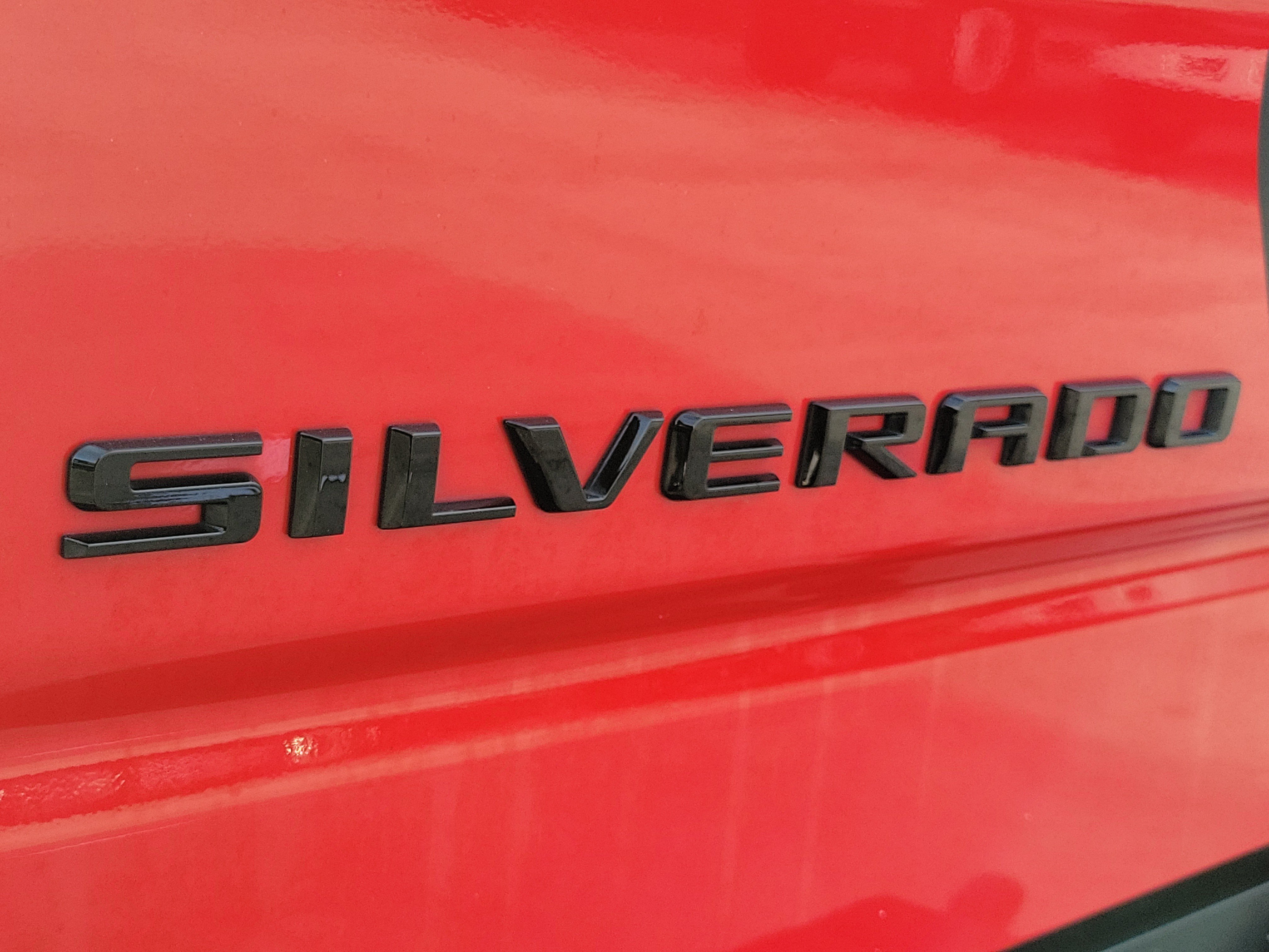 Used 2021 Chevrolet Silverado 1500 Custom w/ Rally Edition RWD image 11