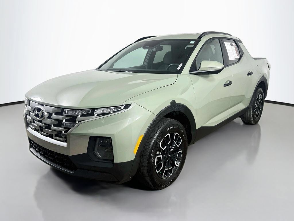 Used 2024 Hyundai Santa Cruz SEL w/ Activity Package FWD image 3