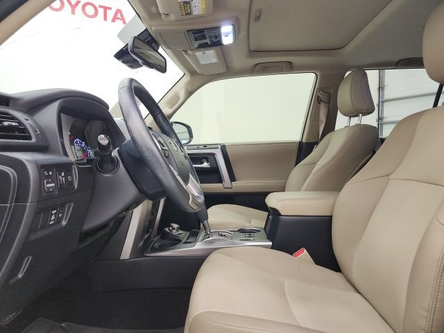 Used 2023 Toyota 4Runner SR5 Premium w/ Moonroof Package AWD/4WD image 15