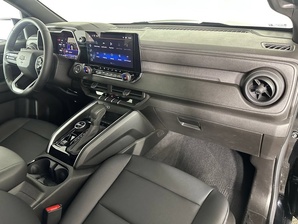 Used 2026 Chevrolet Colorado Trail Boss AWD/4WD image 30