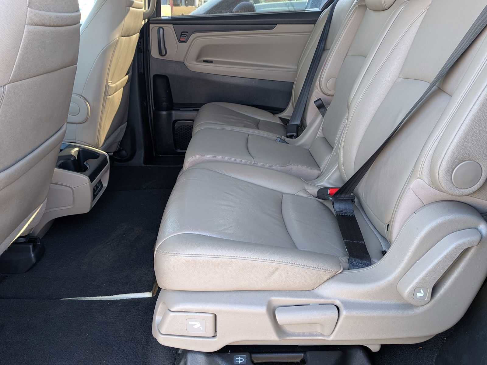 Used 2019 Honda Odyssey EX-L image 18