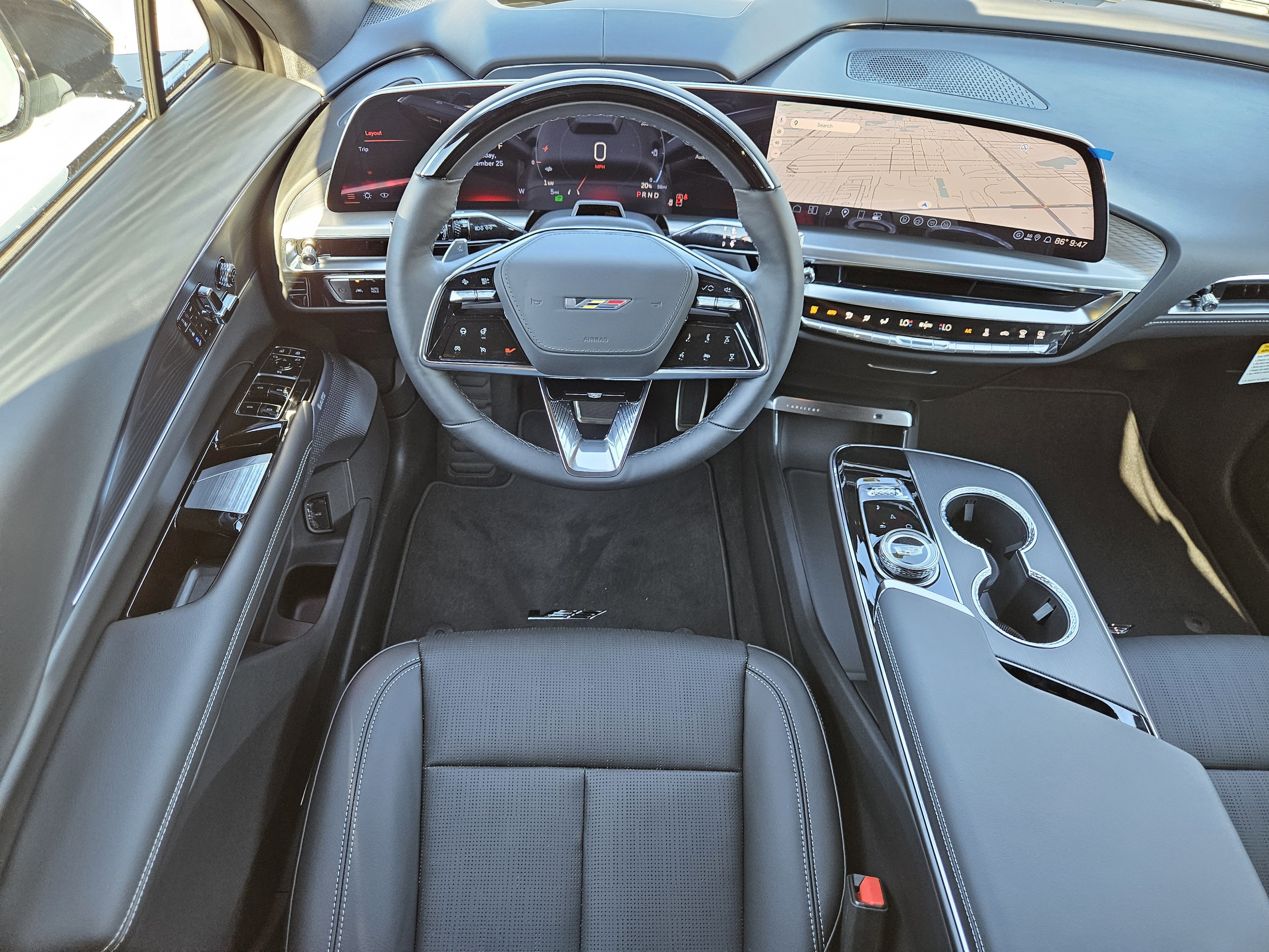 New 2026 Cadillac Lyriq V image 15