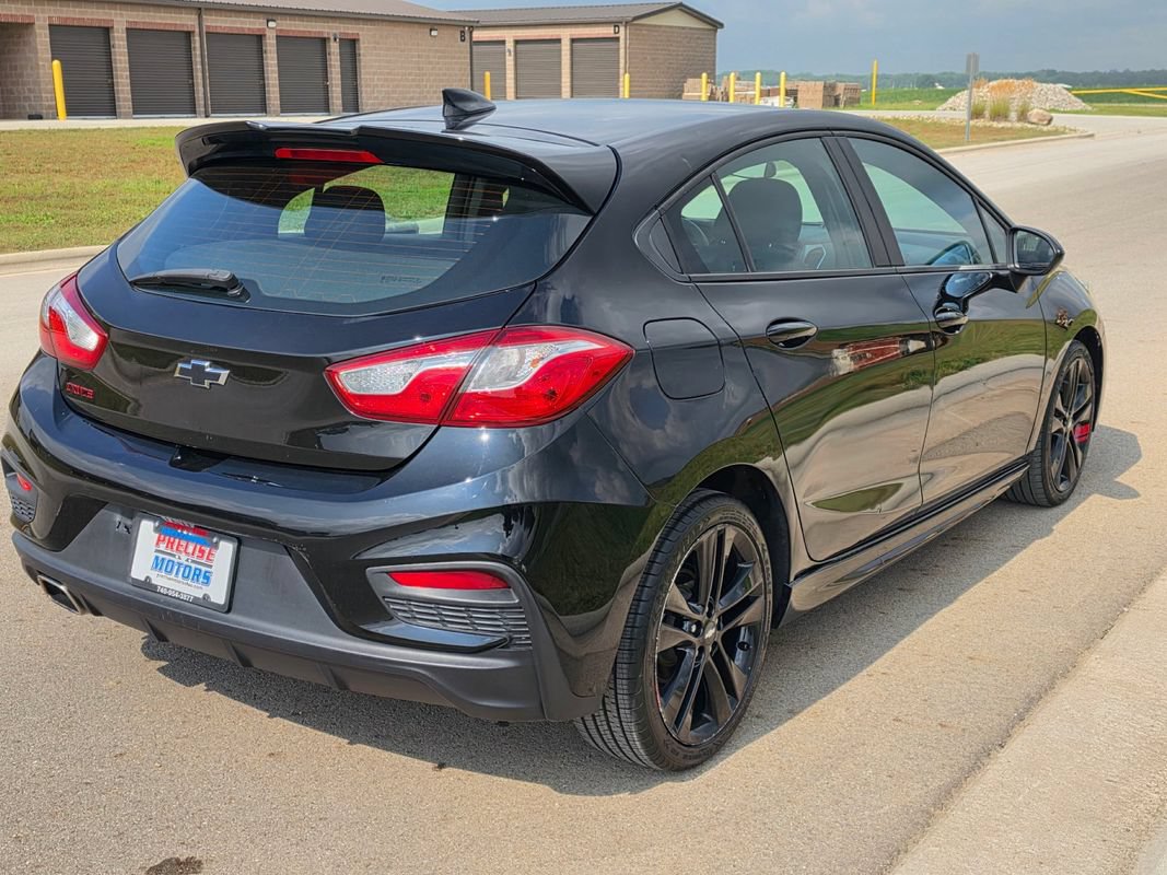 Used 2018 Chevrolet Cruze LT w/ Redline Edition FWD image 7
