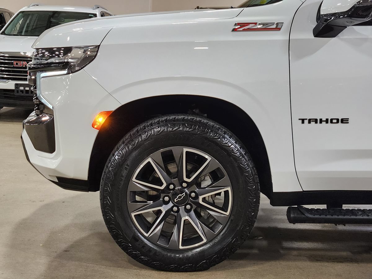 Used 2023 Chevrolet Tahoe Z71 w/ Luxury Package AWD/4WD image 5
