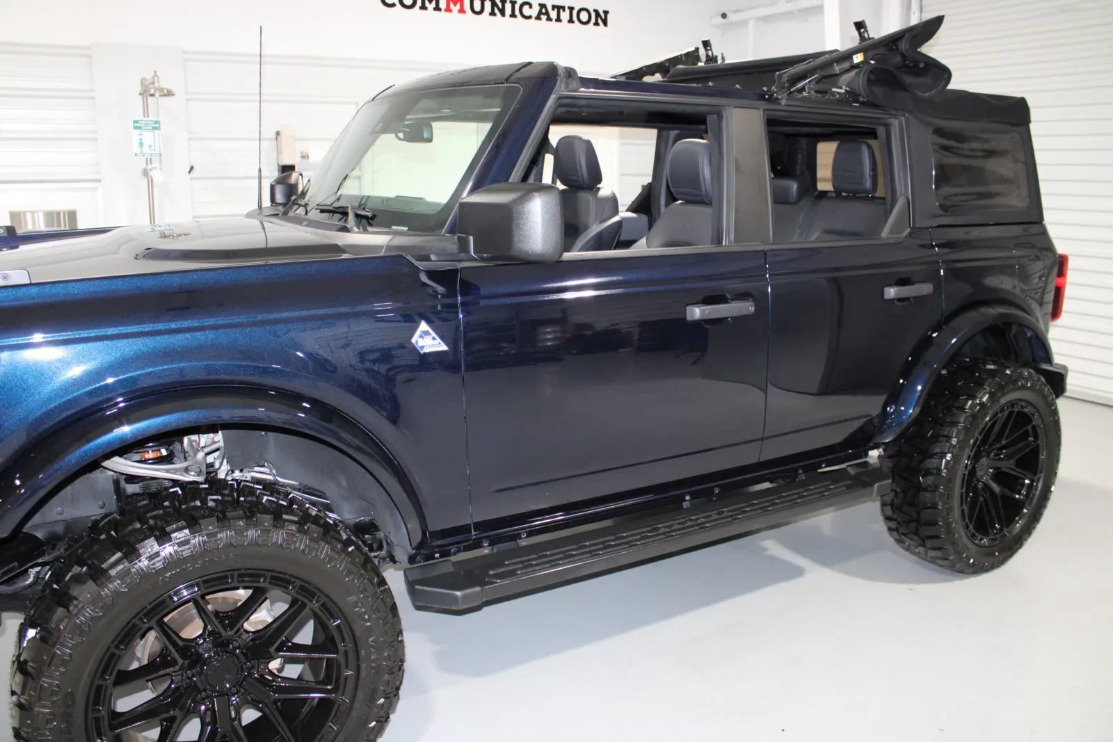 Used 2021 Ford Bronco Black Diamond w/ Sasquatch Package AWD/4WD image 21