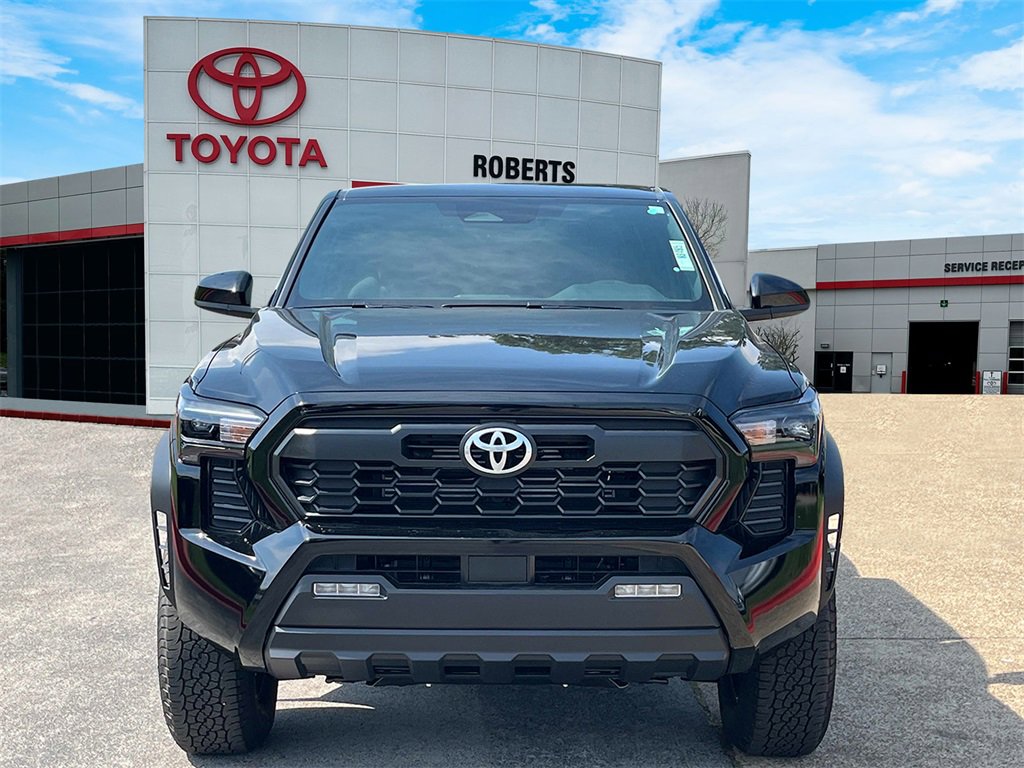 New 2025 Toyota Tacoma TRD Off-Road image 2