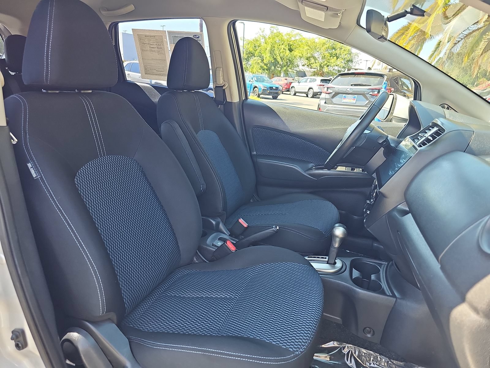 Used 2015 Nissan Versa Note SV w/ Sport Value Package FWD image 10