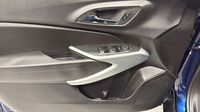 Used 2024 Chevrolet Trax LS image 10