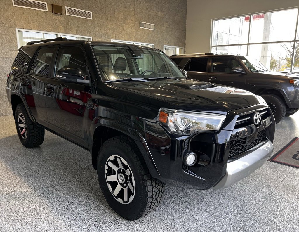 Used 2020 Toyota 4Runner TRD Off-Road Premium image 6