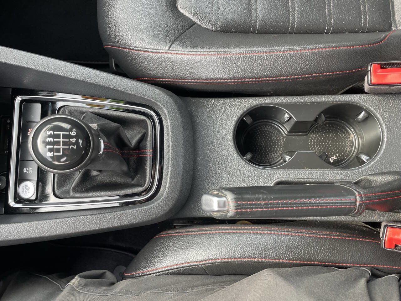 Used 2016 Volkswagen Jetta GLI SEL image 27