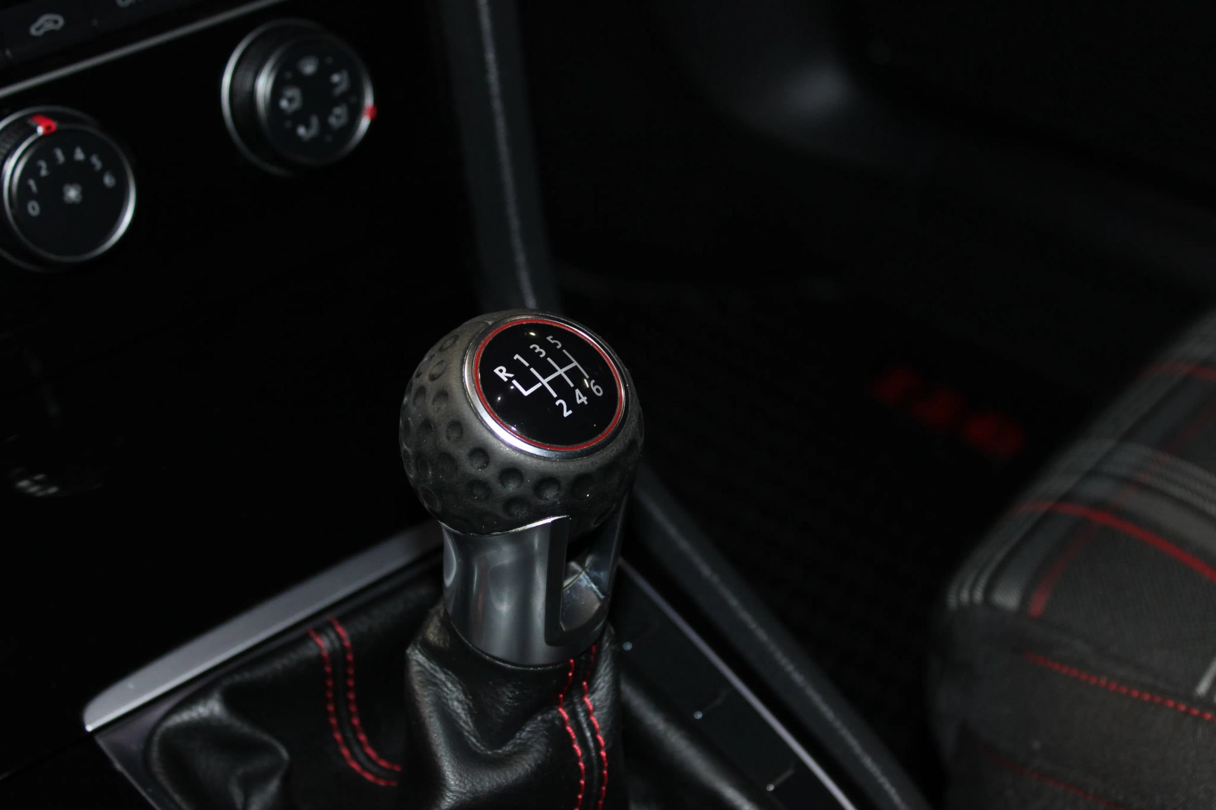 Used 2018 Volkswagen GTI S FWD image 21