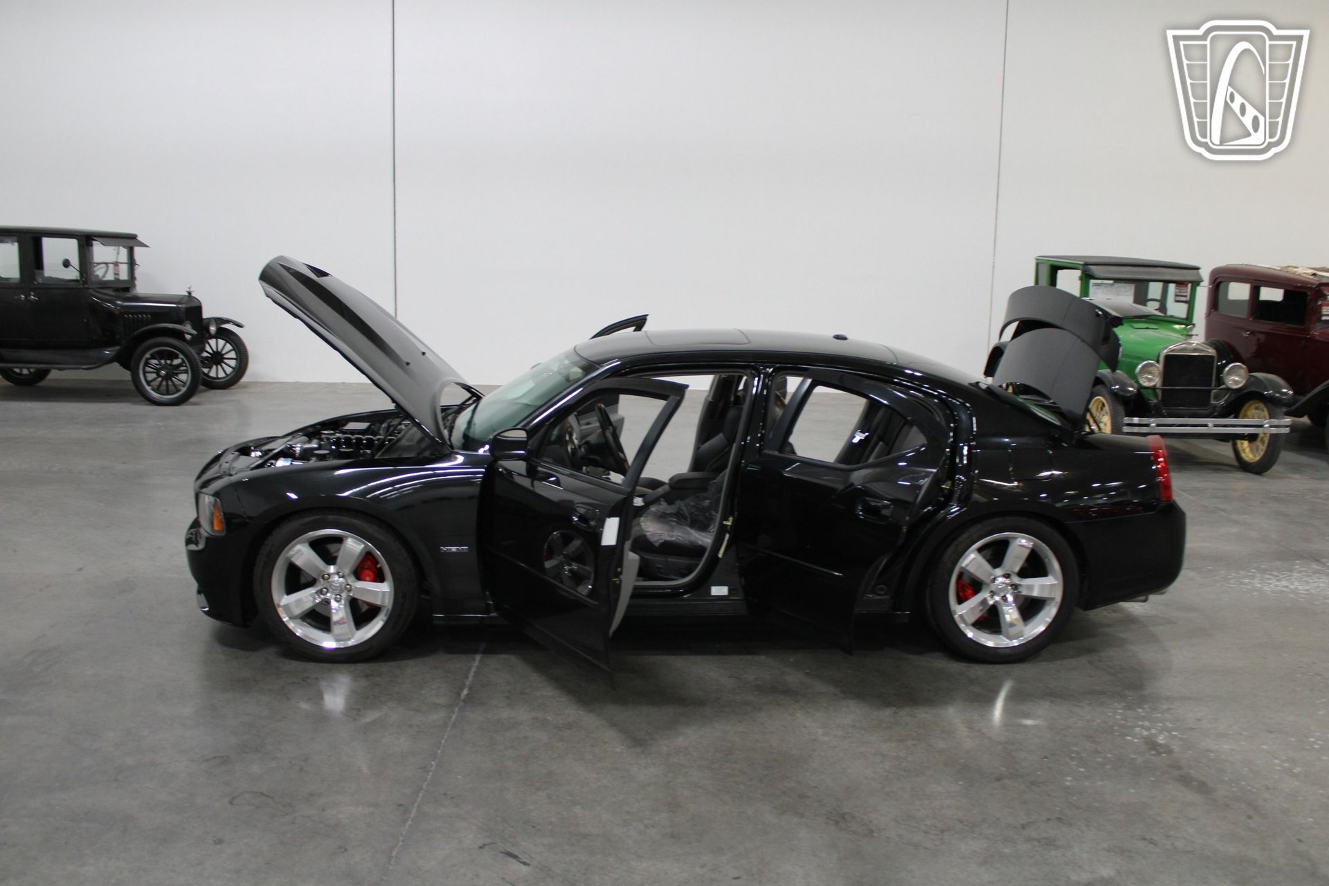 Used 2006 Dodge Charger SRT8 w/ SRT Option Group III RWD image 31