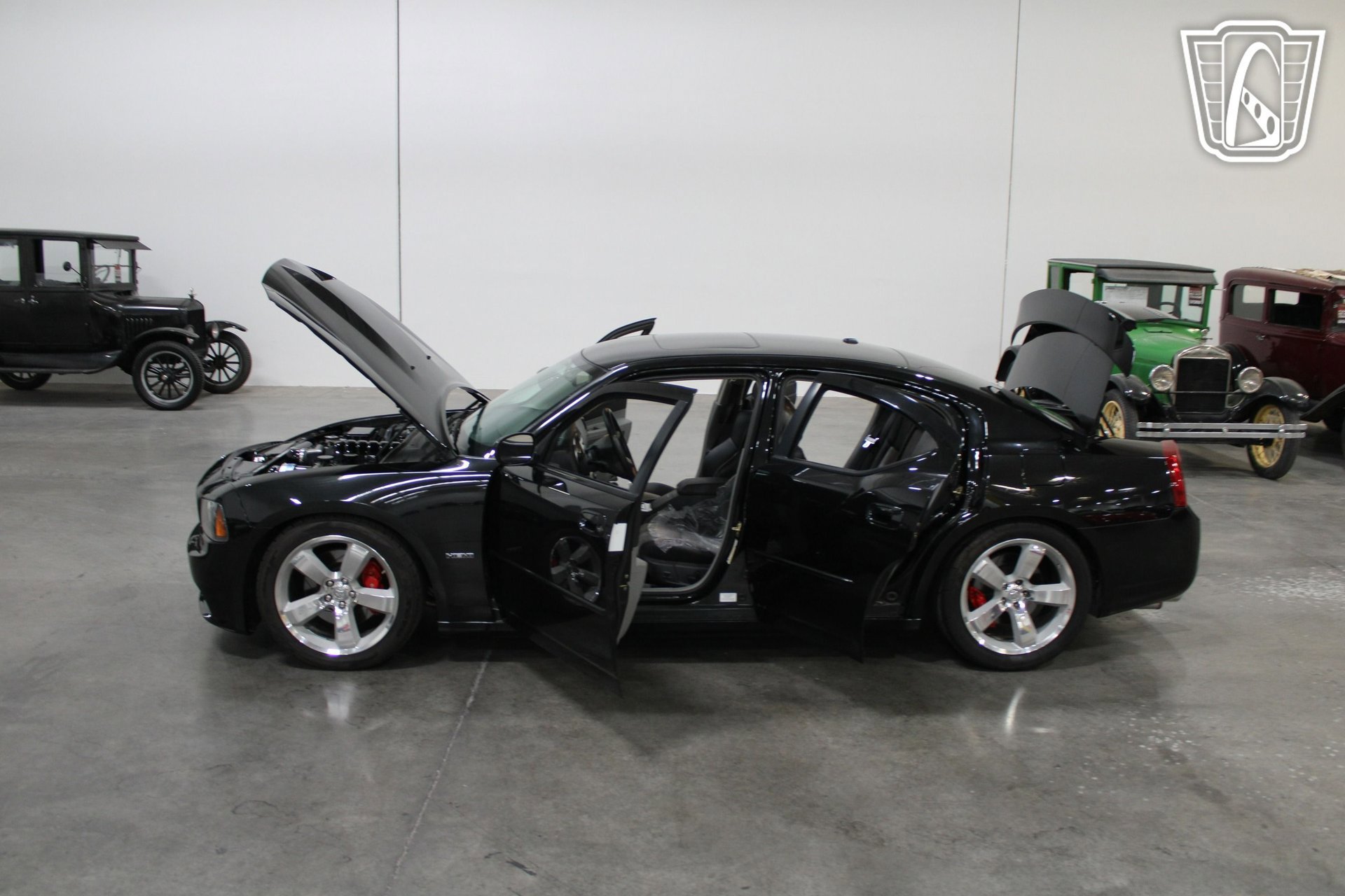 Used 2006 Dodge Charger SRT8 w/ SRT Option Group III RWD image 31