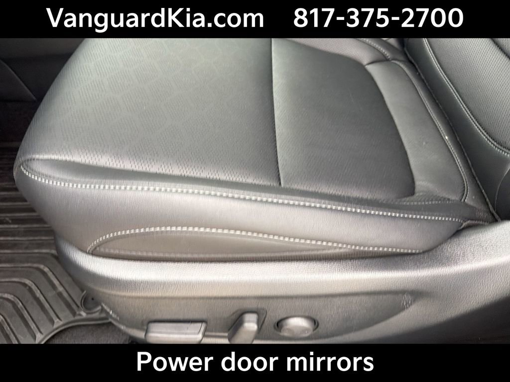 Certified 2026 Kia Seltos EX FWD image 16