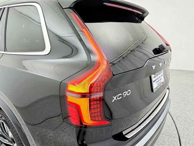 New 2026 Volvo XC90 B6 Plus w/ Protection Package Premier image 32