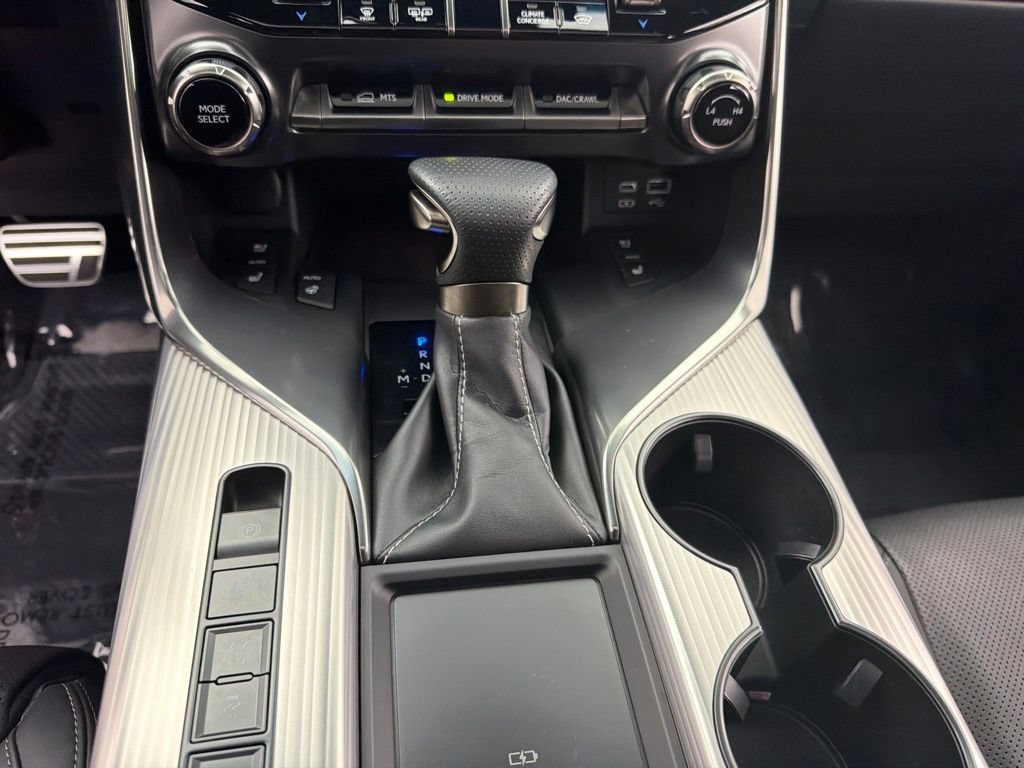Used 2024 Lexus LX 600 F Sport AWD/4WD image 17
