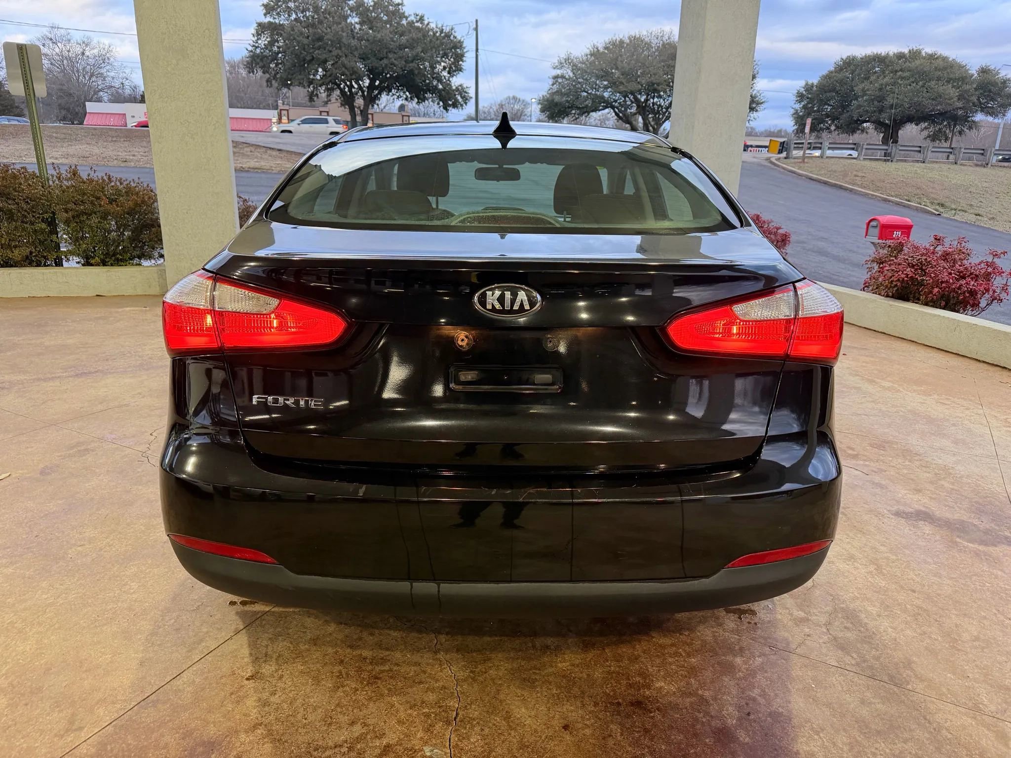 Used 2016 Kia Forte LX image 5