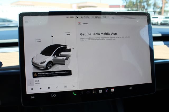 Used 2022 Tesla Model Y Long Range AWD/4WD image 23