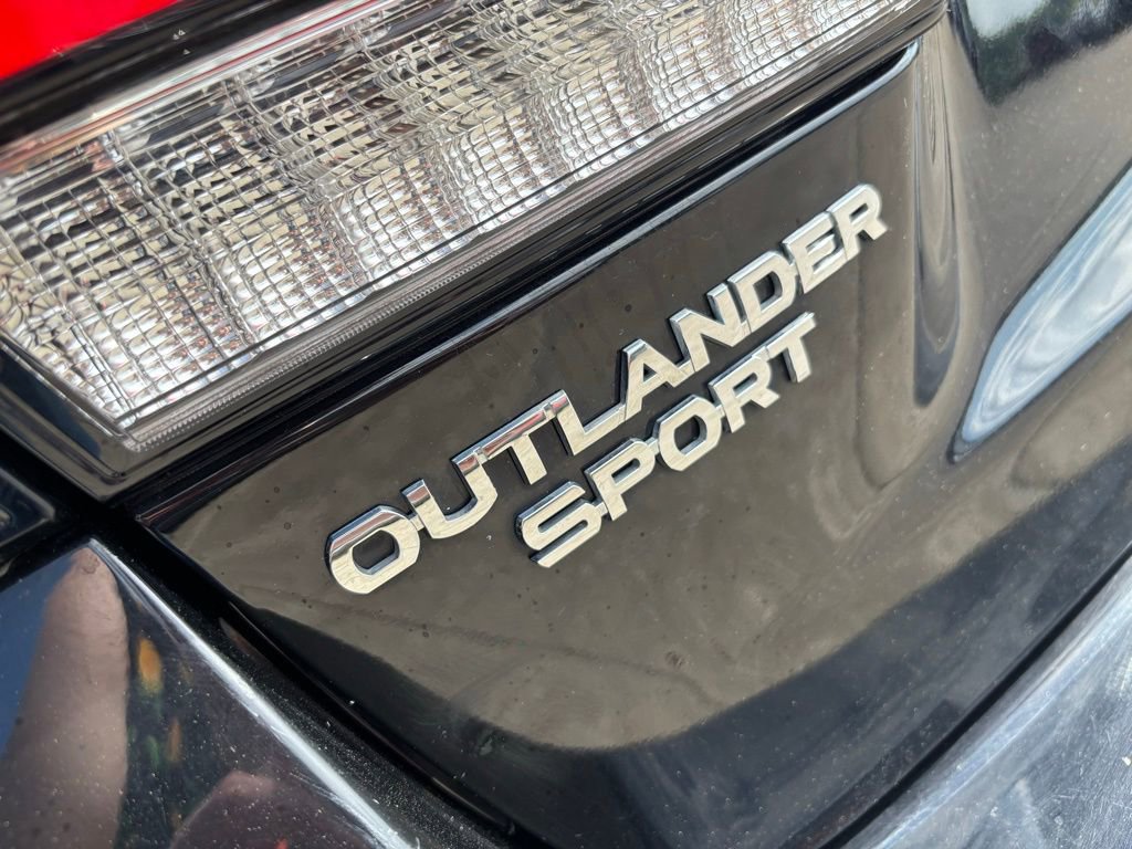 Used 2022 Mitsubishi Outlander Sport SE AWD/4WD image 9