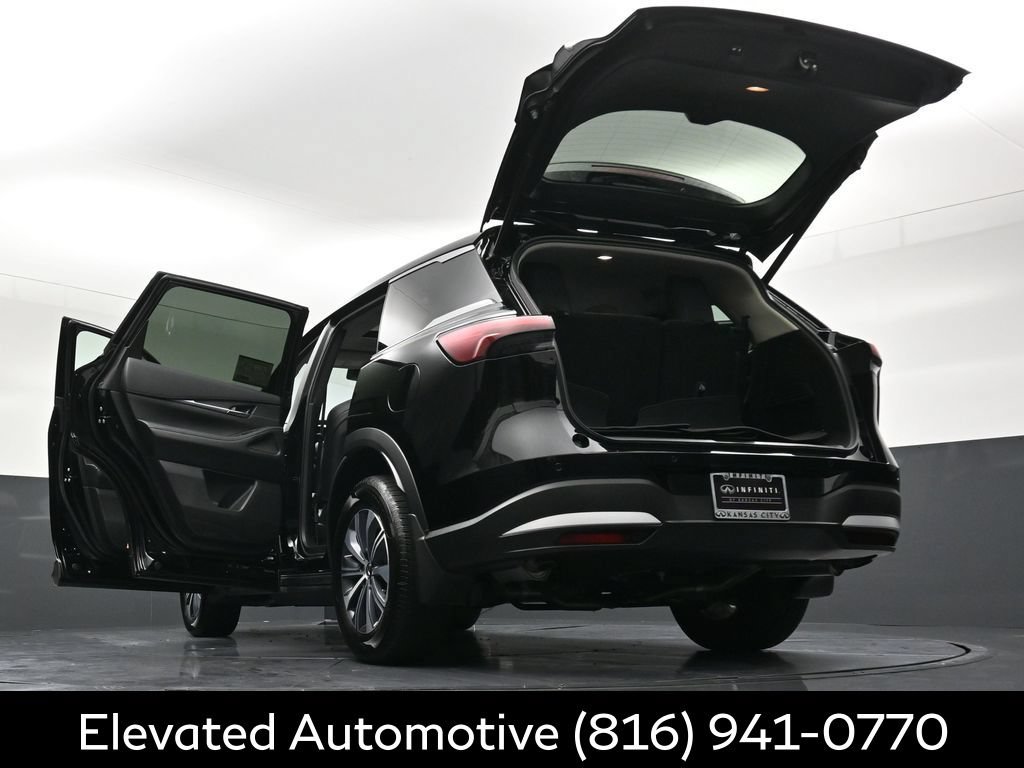 Certified 2026 INFINITI QX60 Pure w/ Cargo Package AWD/4WD image 39