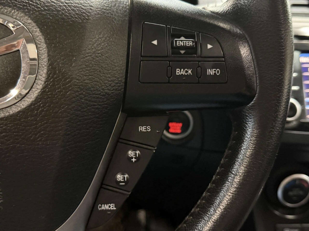 Used 2013 MAZDA MAZDA3 i Grand Touring image 32