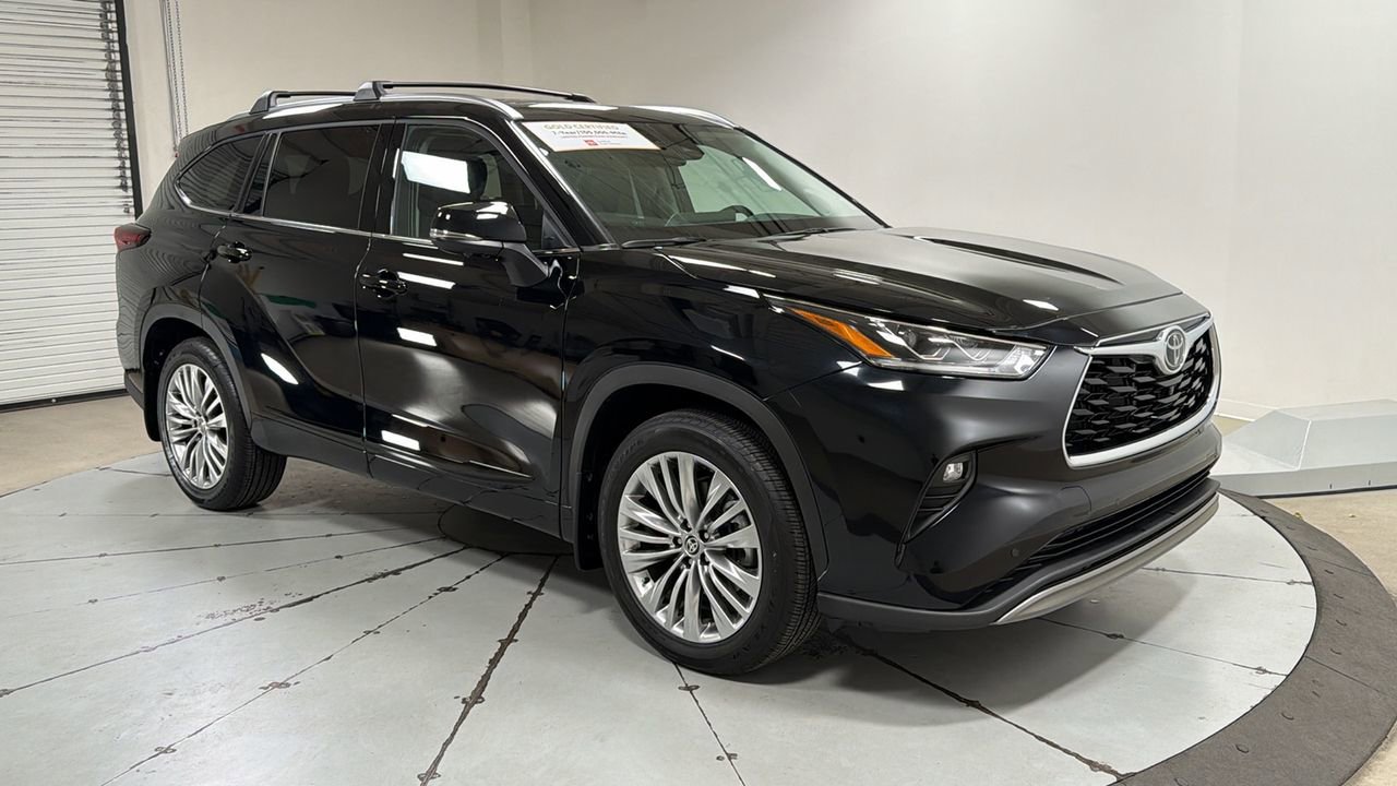 Certified 2026 Toyota Highlander Platinum image 3