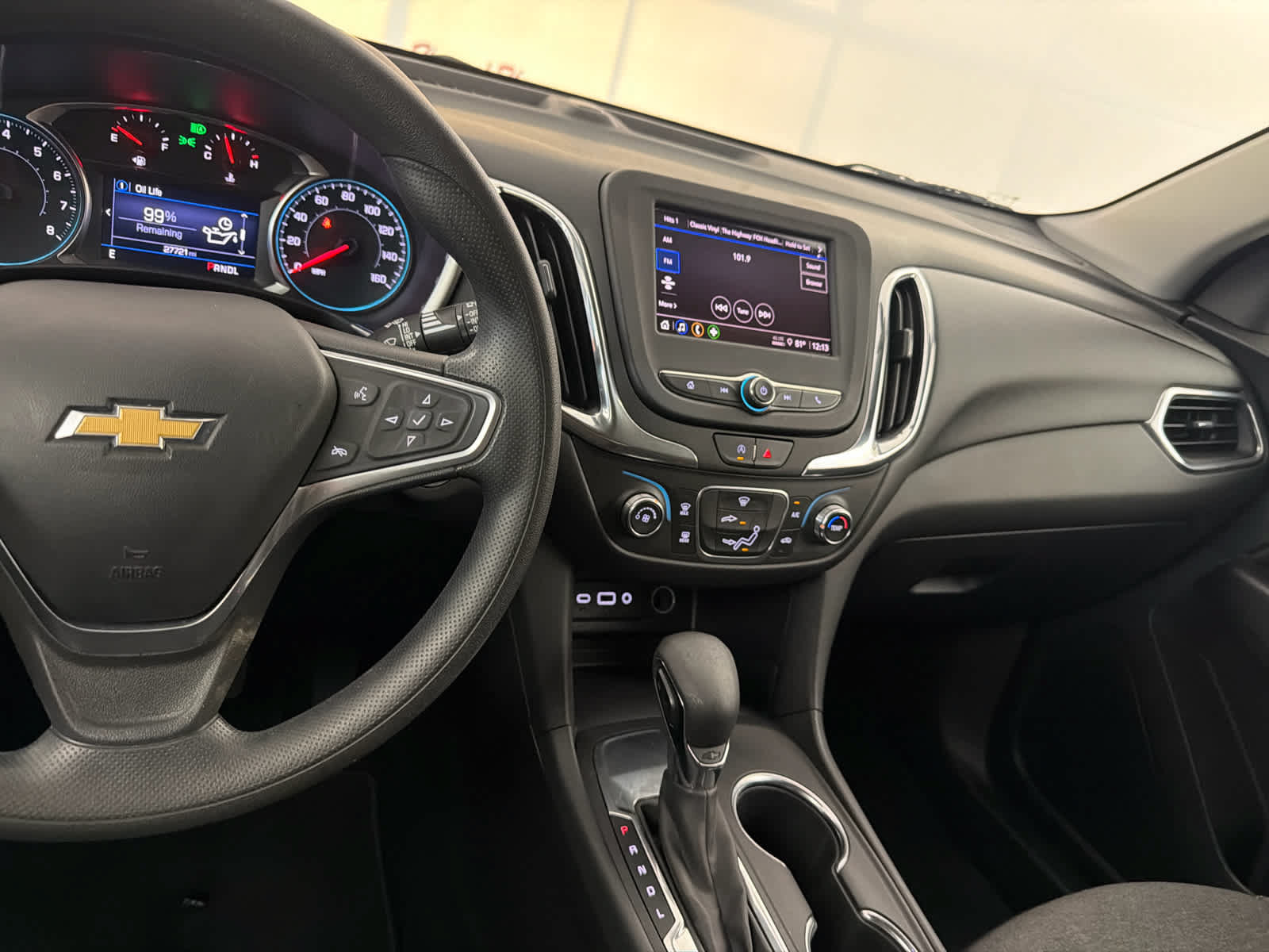Used 2023 Chevrolet Equinox LT FWD image 18