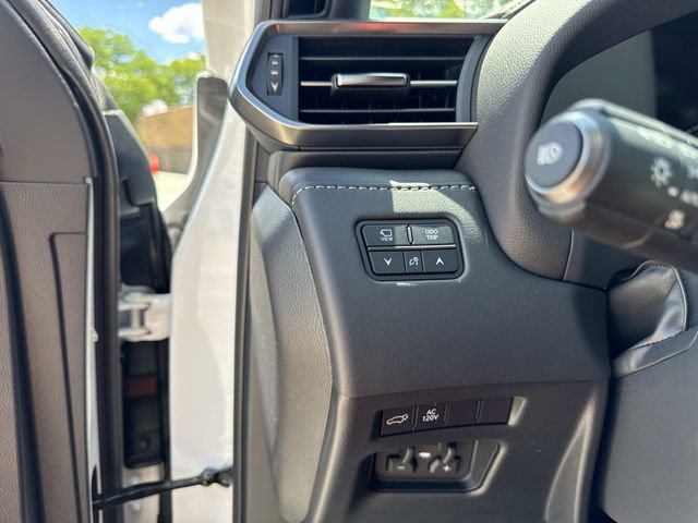 New 2026 Lexus LX 700h F Sport AWD/4WD image 32
