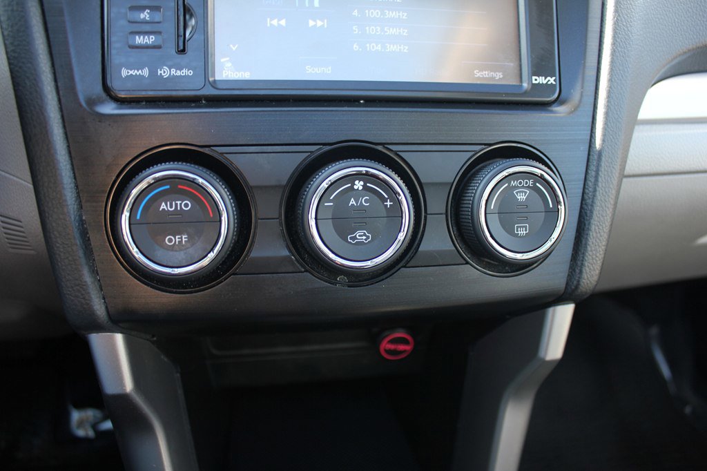 Used 2015 Subaru Forester 2.5i Limited image 20