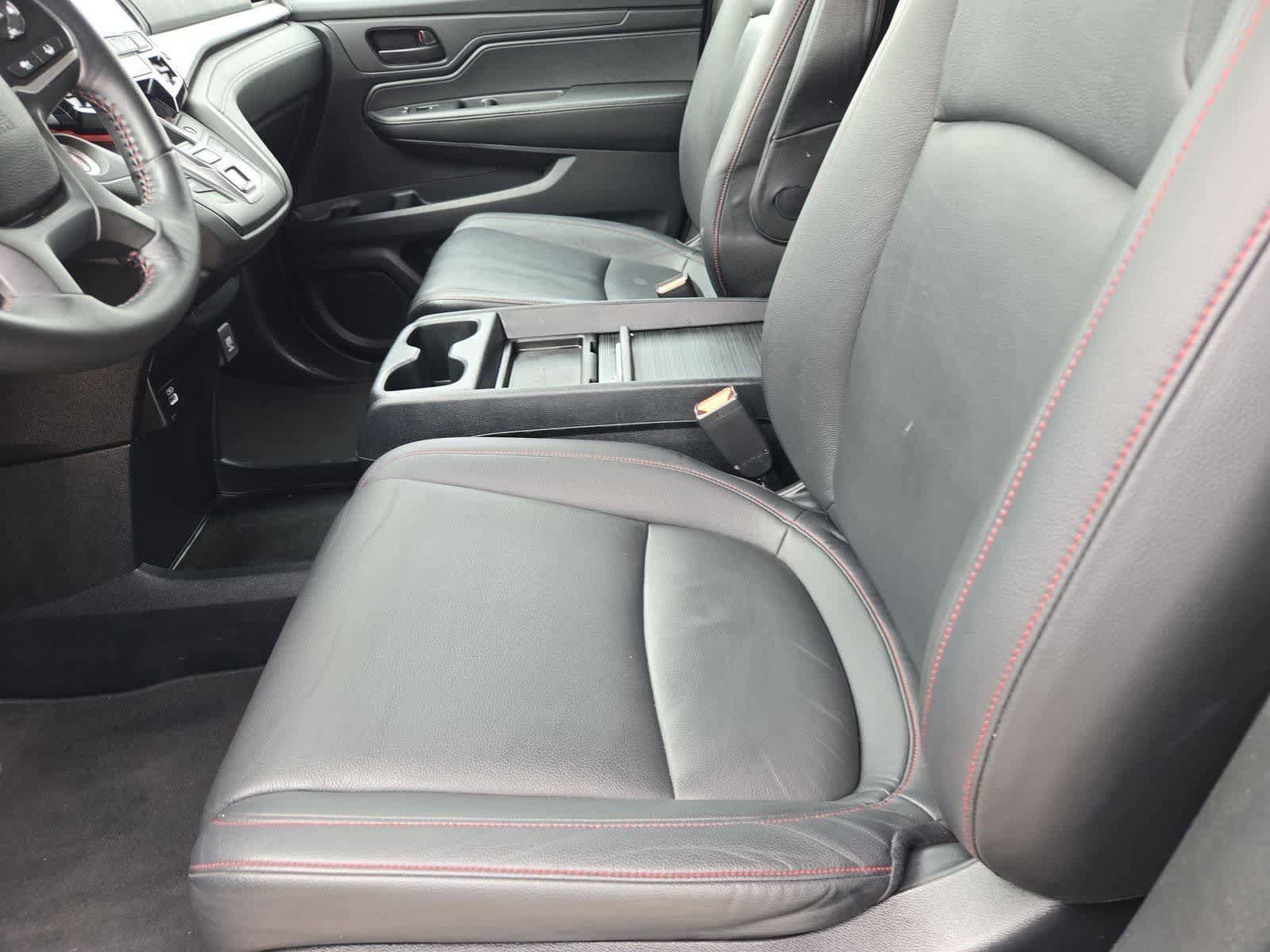 Used 2023 Honda Odyssey Sport image 14