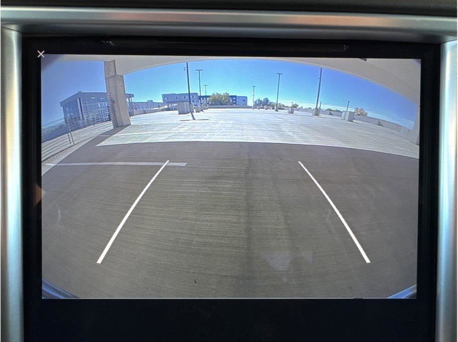 Used 2016 Tesla Model X 90D image 22