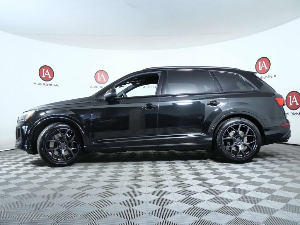 New 2026 Audi SQ7 Prestige AWD/4WD image 5
