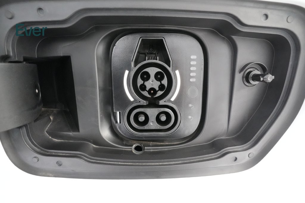Used 2025 Jeep Wagoneer S Limited AWD/4WD image 10