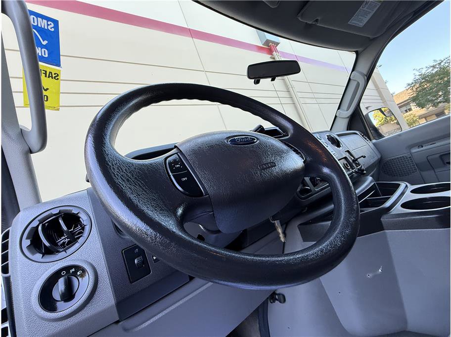 Used 2014 Ford E-150 and Econoline 150 Wagon image 32