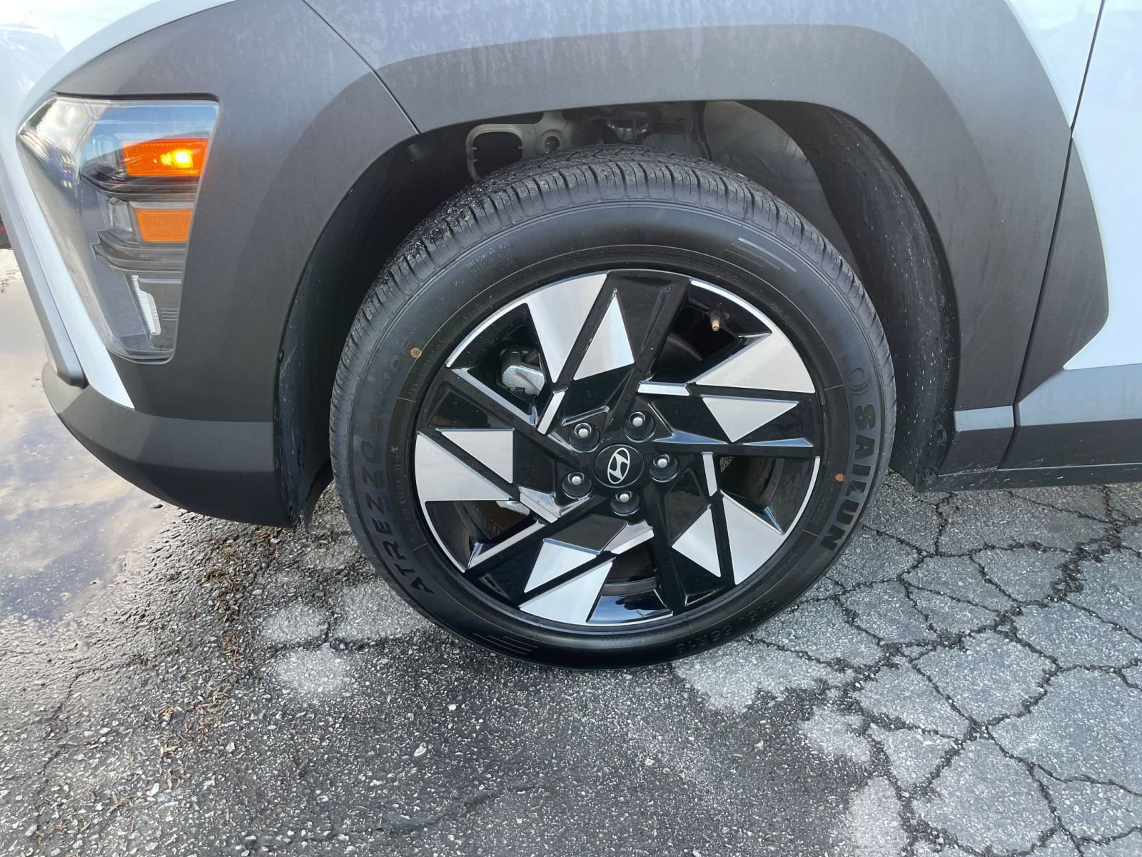 Used 2025 Hyundai Kona SEL image 30