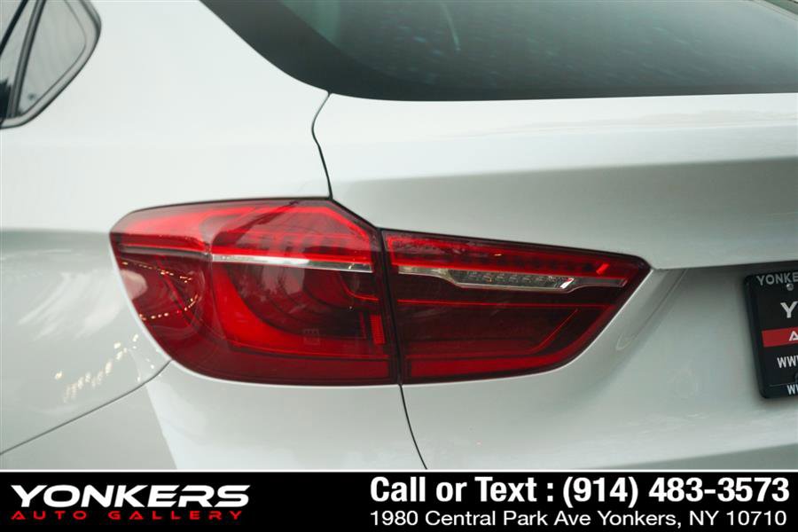 Used 2019 BMW X6 xDrive50i w/ M Sport Package image 18