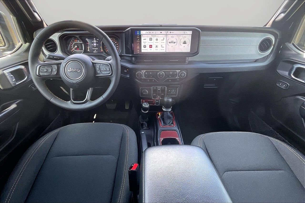 Certified 2024 Jeep Gladiator Mojave AWD/4WD image 15